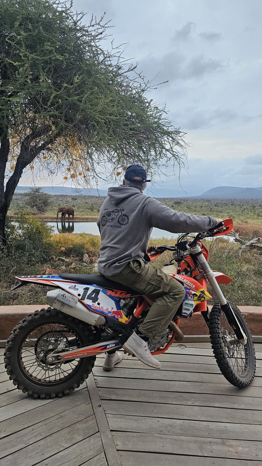 Blackthorn Rally | “Head to the Storm” Vintage Hoodie – Grey